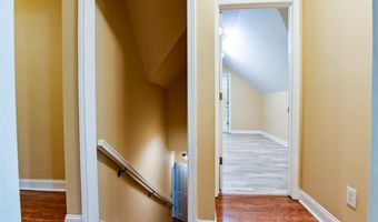 283 Creekside Dr, Arnoldsville, GA 30619