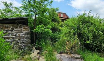 3789 Spring Valley Rd, Alderson, WV 24910