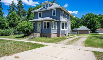 132 S Walker St, Adams, WI 53910