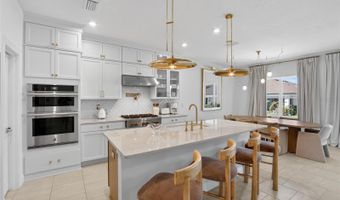 6196 HIDDEN BRANCH Dr, Apollo Beach, FL 33572