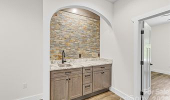 73 Rocking Porch Rd, Asheville, NC 28805