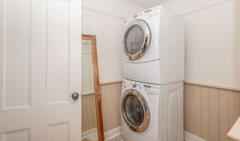 2149 7, Aurora, OR 97002