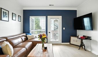 4850 EISENHOWER Ave 302, Alexandria, VA 22304