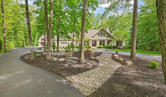 3120 Windmill Dr, Adrian, MI 49221