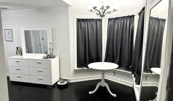 19 Center St, Barnegat, NJ 08005