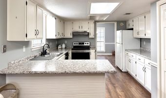 38261 Holly Hills Dr, Bay Minette, AL 36507