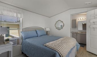 514 E Ft Macon Rd, Atlantic Beach, NC 28512