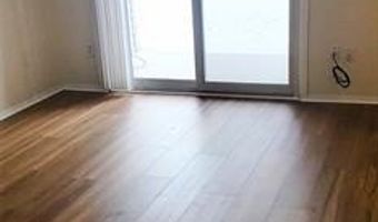 10185 Allen Pointe Dr, Allen Park, MI 48101