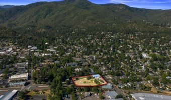 165 Water St, Ashland, OR 97520