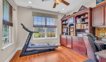 40 BUNKER HILL Dr, Allentown, NJ 08501