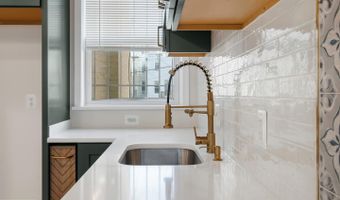 1018 11th St NE, Washington, DC 20002