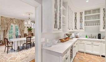 63 Coggeshall Ave, Newport, RI 02840