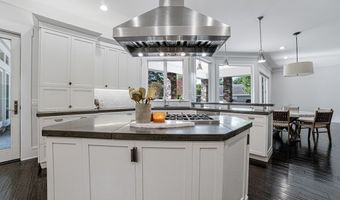 87 Ball Park St, Allen, KY 41601