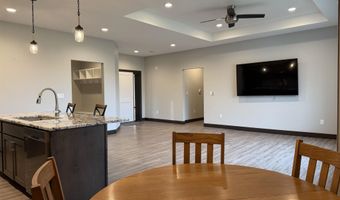 640 S 9th St, Akron, IA 51001