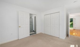 9 Spring St, Jamestown, RI 02835