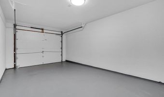 8 Imperia Pl, Aberdeen, NJ 07747