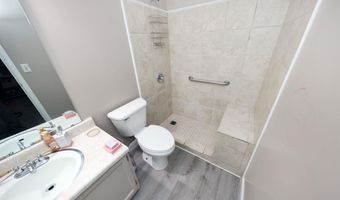 1012 VALLEY CREEK Dr, Anniston, AL 36207
