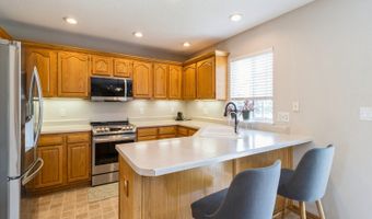 2932 SW Meadow Ridge Dr, Ankeny, IA 50023