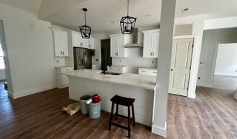 470 Somerset Dr, Appomattox, VA 24522