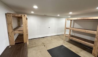 114 N Market St, Benton, AR 72015