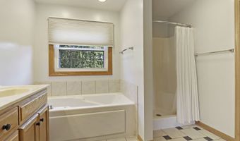 765 N Central Ave, Addison, IL 60101