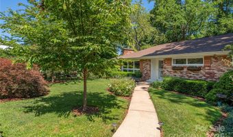 24 Woodcrest Rd, Asheville, NC 28804