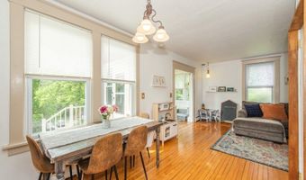 4 Warren St, Bayonne, NJ 07035