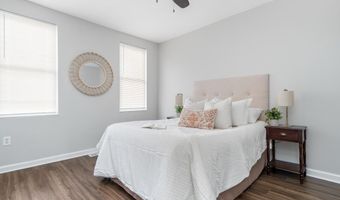 1415 CARSWELL St, Baltimore, MD 21218