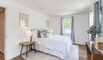 12051 GATEWATER Dr, Potomac, MD 20854