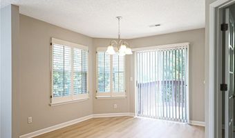 901 Wentworth Ct, Alpharetta, GA 30022