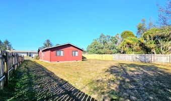 1121 RANSOM Ave, Brookings, OR 97415