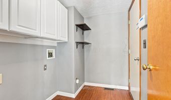 1438 Newell Ct, Columbus, OH 43228
