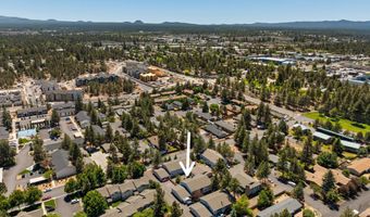 1630 SE Tempest Dr 10, Bend, OR 97702