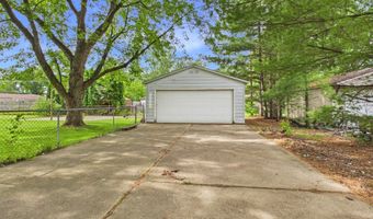 107 Tanglewood Dr, Anderson, IN 46012