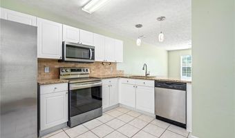 1477 N DONAHUE Dr 504, Auburn, AL 36830