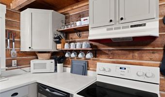 3391 N Cedar Gap Ln, Birdseye, IN 47513