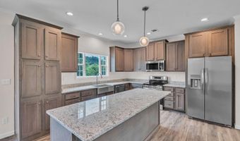 18339 Fortunes Way, Abingdon, VA 24210