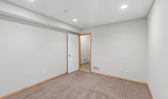 15589 Dwellers Way 1003, Apple Valley, MN 55124