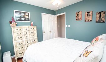 1220 Neptune Ave, Beachwood, NJ 08722