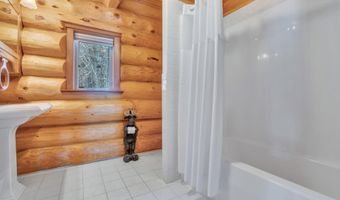 13 Federal St, Alfred, ME 04002