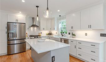 300 Tower Hill Rd, Cumberland, RI 02864