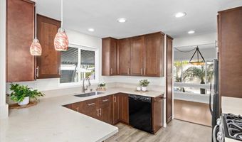 7305 San Bartolo St 374, Carlsbad, CA 92011