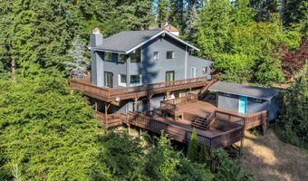 20333 S SWEETWOOD Ln, Oregon City, OR 97045