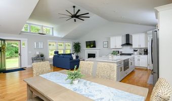 14 Valley Brook Rd, Barnstable, MA 02632