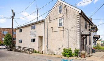 7026 RIDGE Ave, Philadelphia, PA 19128