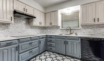 904 Pebblebrook Dr, Allen, TX 75002