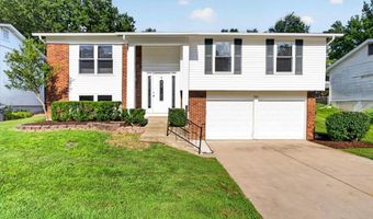 930 Bellestri Dr, Ballwin, MO 63021