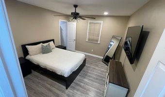 241 Warren Ave Ave, Bellmawr, NJ 08031