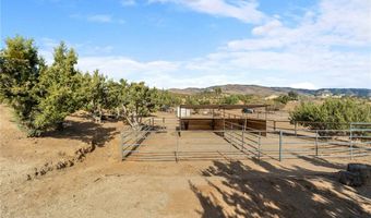 6535 Juniper Crest Rd, Agua Dulce, CA 91390