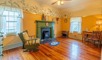 303 E Main St, Abingdon, VA 24210